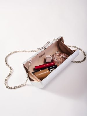Pearl Clutch