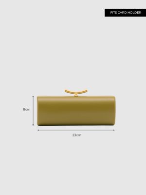 Pearl Clutch