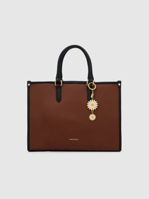 Daisy Charm